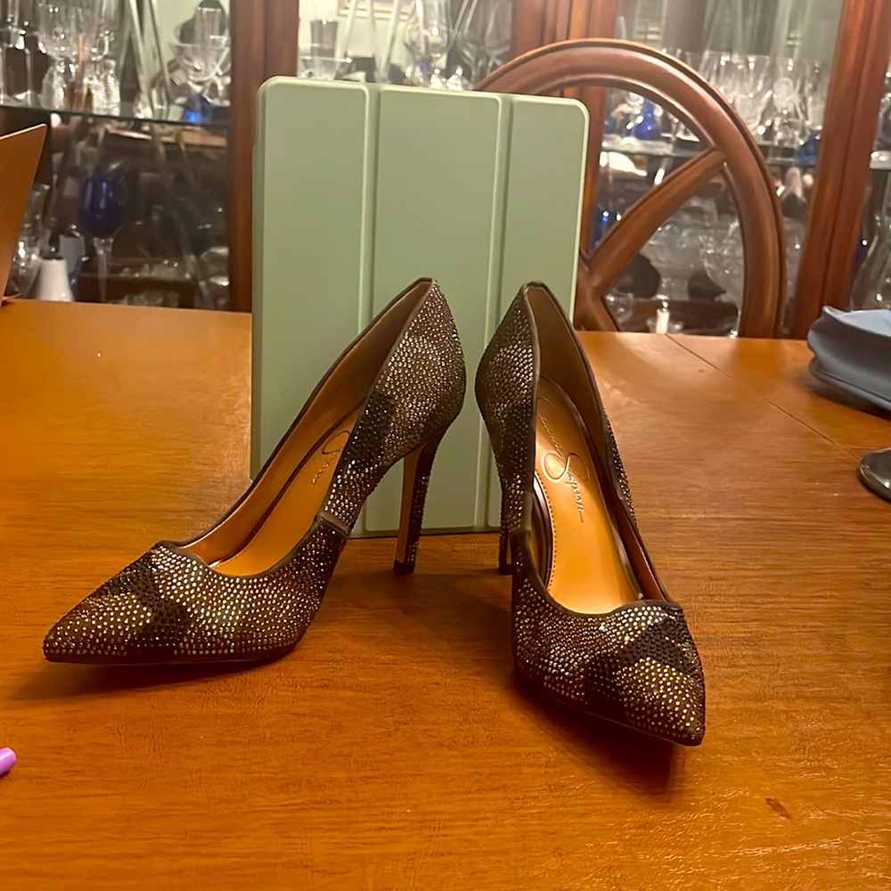 Jessica Simpson army fatigue embellished pump